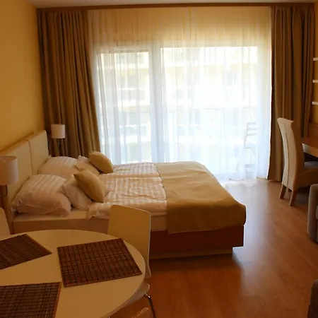 Wellness Apartments In Velence Room photo